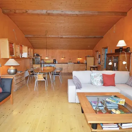 Сasa de vacaciones Two-bedroom In