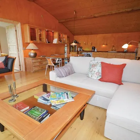 Сasa de vacaciones Two-bedroom In