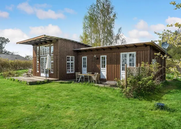Two-bedroom In * Faxe